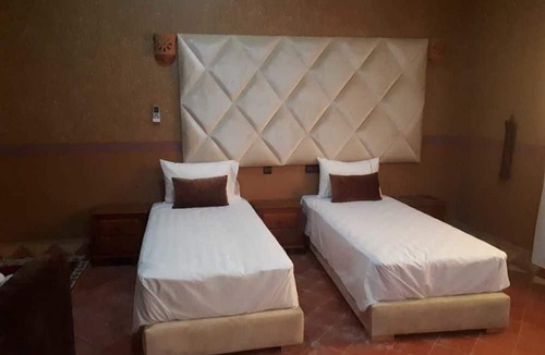 Amezrou Hotel | Hotel Zagour