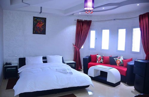 Beni Mellal Hotel | Hotel Hadaik Ain Asserdoune