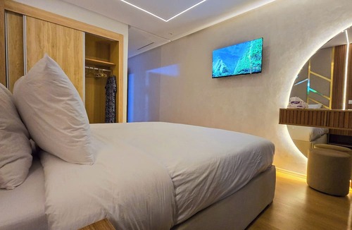 Branes Apartment | Luxury Living - Near to football stadium