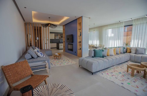 El Makina Villa | Villa Marleanis