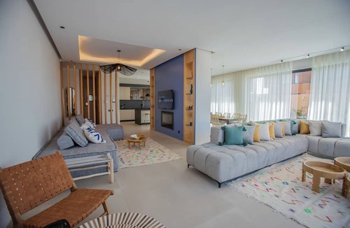 El Makina Villa | Villa Marleanis