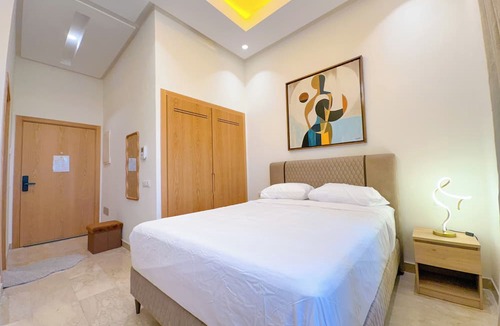 RACINE EXTENSION Apartment | Cozy Luxurious Bourgogne Studio