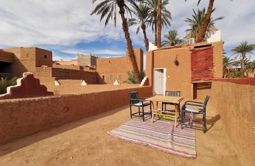 Amezrou House | 7-bedroom riad in charming Zagora with AC, WiFi. Enjoy your stay