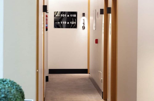 La Coruna Hotel | Hotel Avenida Coruña