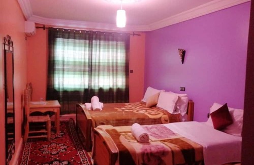 Anza Hotel | TAMOUNT Surf House