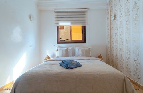 Taddart Hotel | Roots Surf House