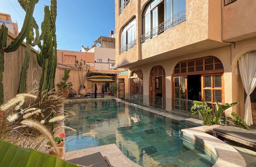 Tamrhakht Hostel | RIAD ATLAS SURF