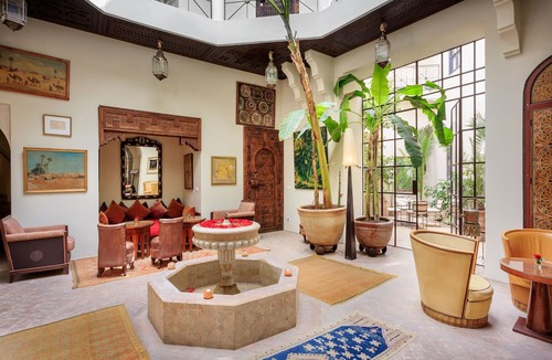 Sidi Bou Amar Hotel | Palais Khum