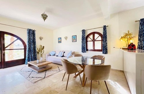 Ounagha Villa | Villa Dar Yobedi in Essaouira, swimming pool, hammam, ideal for families & groups