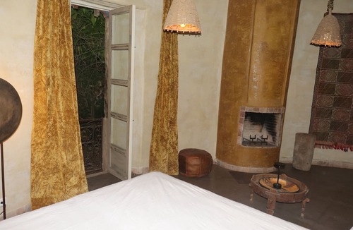 Taroudannt Bed & Breakfast | Traditional Moroccan Room by the Pool with Garden, Hammam & Spa Access