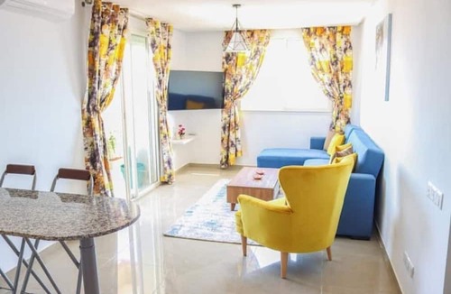 Swiss City Apartment | Coin Du Ciel - breathtaking ocean view with pool