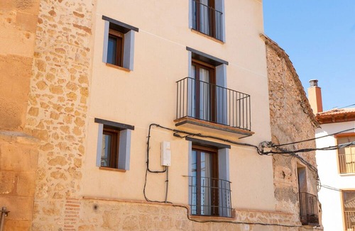 La Mata de los Olmos Apartment | Room 'Pajaritos' in La Mata de los Olmos