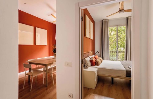 L'Antiga Esquerra de l'Eixample Apartment | Gorgeous 4bed 4bath close to City Center