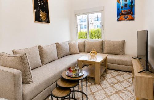 Oulad Azzouz Apartment | Tamaris retreat Stylish Stay near Aquaparc and JACK Beach