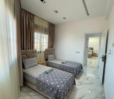 Azla Apartment | Appartement gelijkvloers met uitzicht op Zee