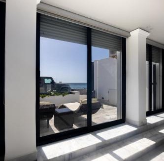 Al Bahraoyine Apartment | Playablanca Luxury Beach Apartment Ground Floor in Tanger