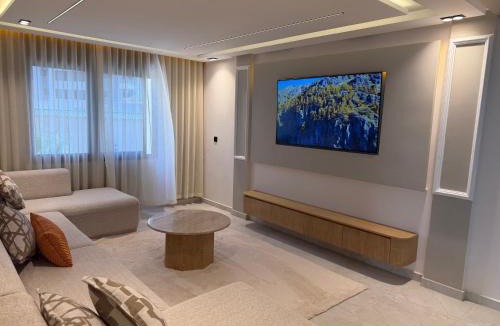 Hay Al Matar Apartment | Dubai room nador jadid