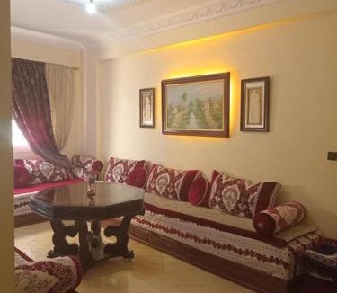 Gueznaia Apartment | Appartement Familial à proximité de la nouvelle gare routière de Tanger