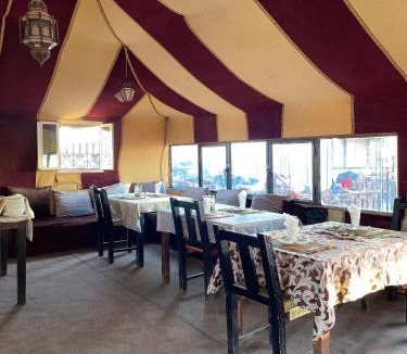 Taouz Hotel | Merzouga sud-est luxury camp