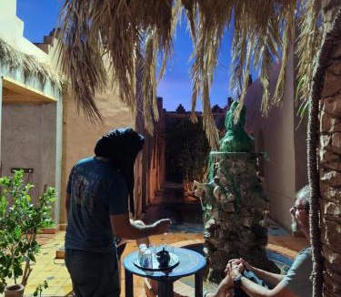 M'Hamid El Ghizlane Hotel | Auberge Kasbah Dar Sahara Tours