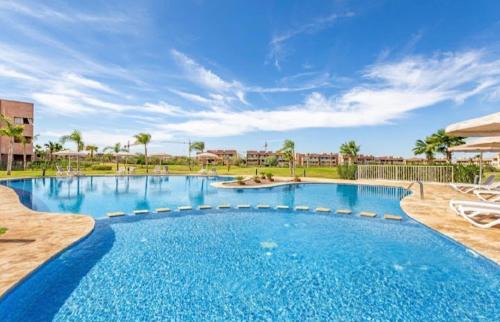 Menara Apartment | Prestigia Golf Resort Luxury City Center