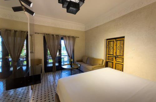 Oulad Hassoune Hotel | Just V hotel & Spa