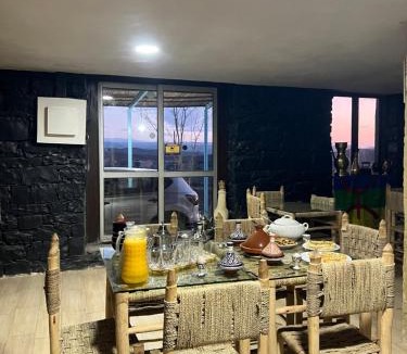 Tizi N'Isly Hotel | Gîte Touften