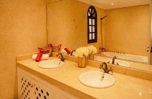 Ait Zat Hotel | Hotel Les Relais De L'ourika