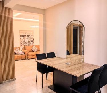 Gueliz Apartment | דירה"20" יוקרה 3 חדרי שינה מגדל ג'ווארה רובע גיליז