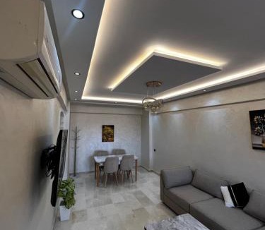 El Hara Apartment | Appartement lumineux de 2 chambres à Guéliz, près de la Plaza, avec parking gratuit