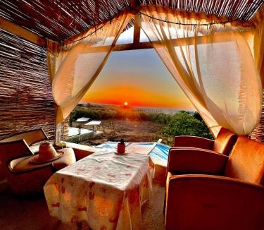 Skhirat House | ZAWIA Tiny House - Private Garden - 5 Min to Beach
