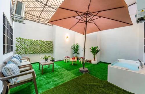 Ouahat Sidi Brahim Apartment | Duplex Oasis 4 Chambres with Jacuzzi, 12min Gueliz