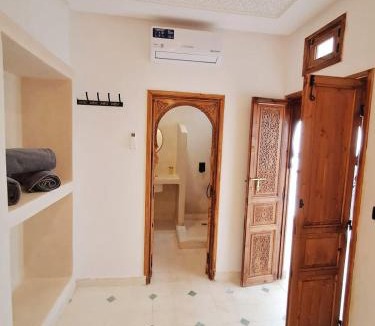 Sidi Ben Slimane El Jazouli Hotel | Riad Kimee