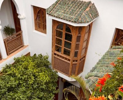 Sidi Ben Slimane El Jazouli Villa | Riad privé Sadaka Bassin Rooftop