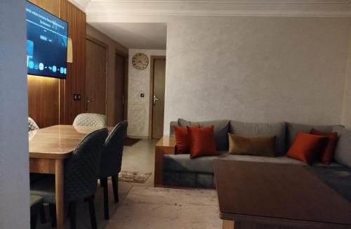 Taddart Apartment | Appartement de Luxe Avec Climatisation ! Idéal pour Familles! à 5 minutes à Pied de la Plage!