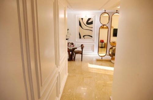 Harhoura Apartment | Stylish 2Br Apartment in Harhoura 5 min to Beach & Free Parking