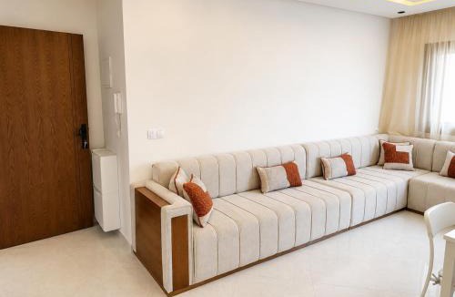 Martil Apartment | Luxury & Cosy Flat - WiFi, Parking, Screens