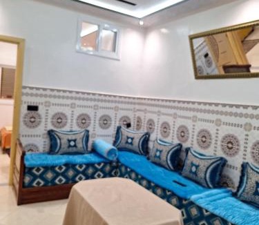 Ahriq Apartment | شقة أحمد الهادئة بمرتيل