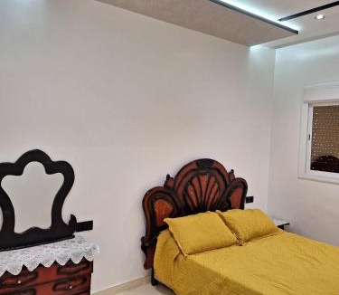 Ahriq Apartment | شقة أحمد الهادئة بمرتيل