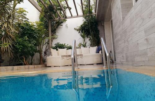 Khemisset Apartment | Villa Harmonie - Suite Familiale avec Piscine