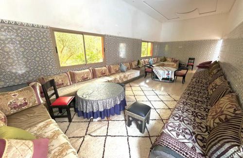 Saada Villa | 8-Bedroom Villa with Olympic-Size XXL Pool