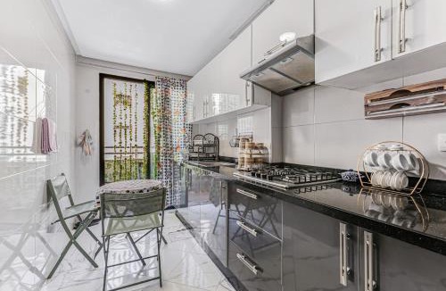 Lotissement Said Hajji Apartment | Gated oceanfront residence - chic apartment