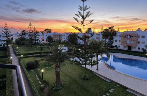 Pont Blondin Apartment | Apparemment cosy près de la plage avec 3 piscines et 3 lits