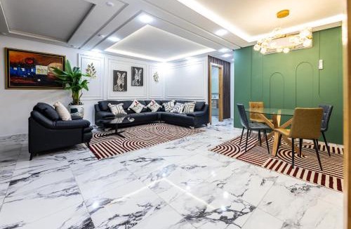 Quartier Administratif Hotel | Sky View by Luxurious Holidays