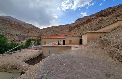 Ighil N'Oumgoun House | GÎTE D'ETAPE Tighanimin Tarhalt