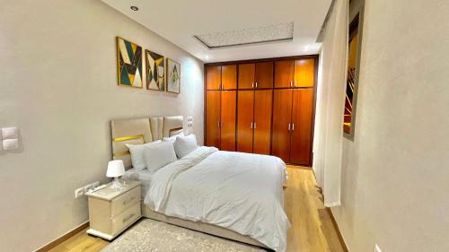 Temara Apartment | A2 Luxe Moderne et Confort, 7 min du Stade Moulay Abdellah