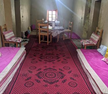Bou Azmou Hotel | Auberge Restaurant Oumidou