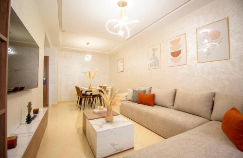 Gueznaia Apartment | Quiet apartment near stadium and airport