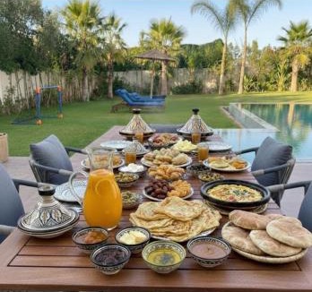 Ait Hamid Villa | Villa AZUR-Piscine chauffée-Sans vis à vis-Hammam