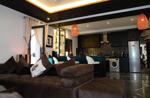Semlalia Apartment | Design Art Gallery Apartment Marrakech swimming pool on the Roof